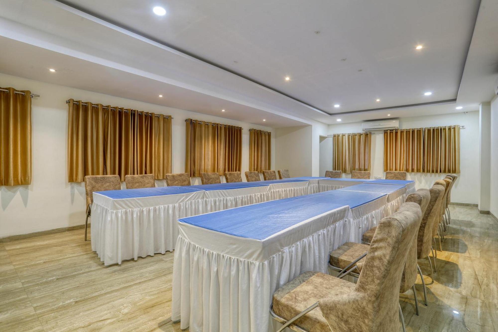 Soonstay Hotel Konark Indore Zewnętrze zdjęcie